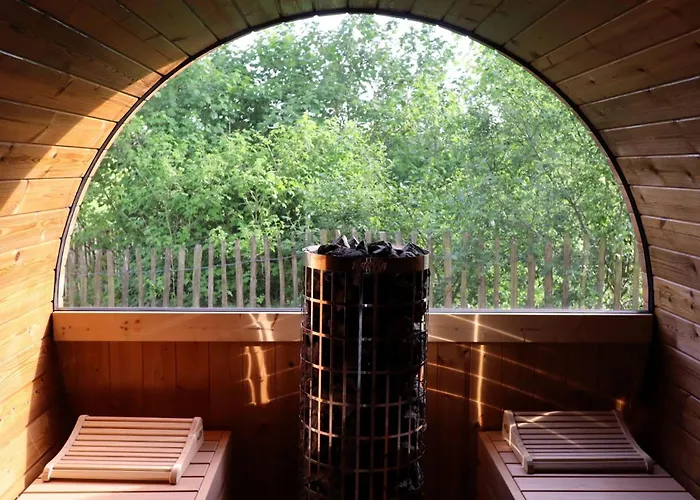 Die Idyllische - Ferienwohnung Mit Garten Und Sauna